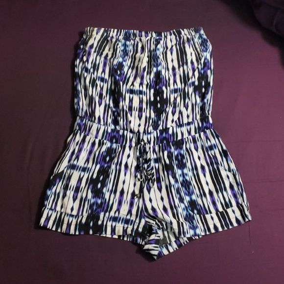 Aeropostale Other - Tie dye, strapless romper